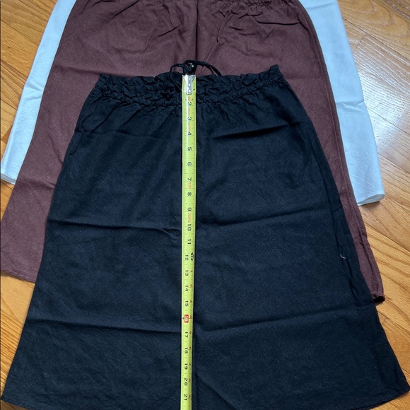 H&M Women’s Elastic Waist Midi Skirt - Black, Brown, White - Picture 2 of 6